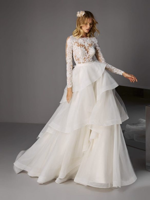 Vestido dos piezas para novia Pronovias 2021