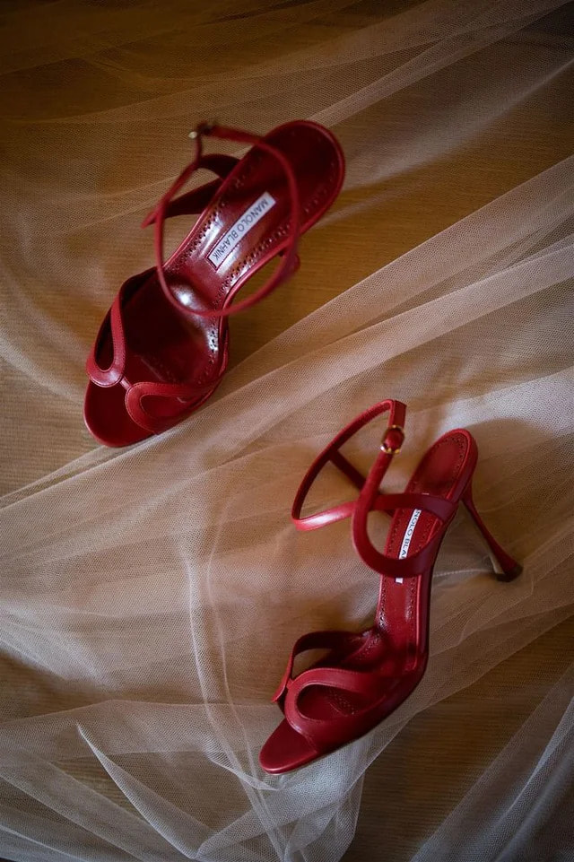 Sandalias de color rojo de Manolo Blanik más conocidos como "manolos"