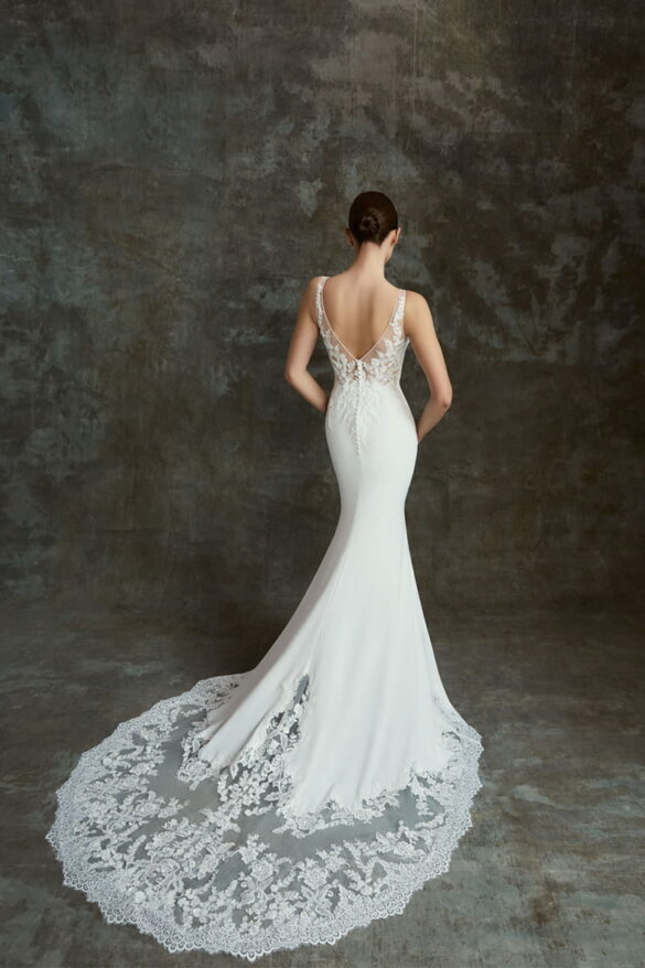 Vestido de novia de Alberto Palatchi modelo Verónica visto de espalda